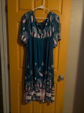 5XL Teal Paisley Midi Dress with Pink Accents - Unbranded